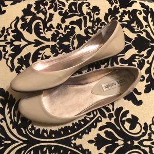 Steve Madden Patent Nude Ballet Flats